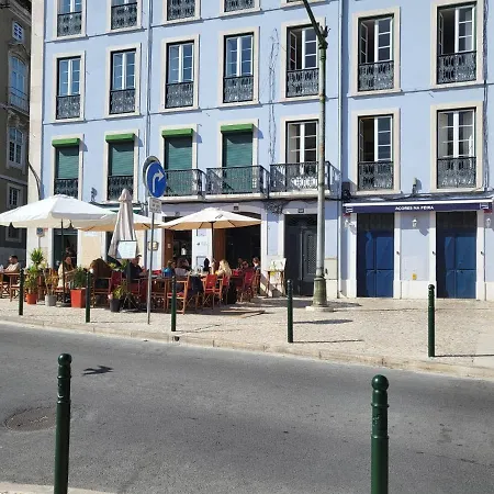 Pilar - Alfama River View